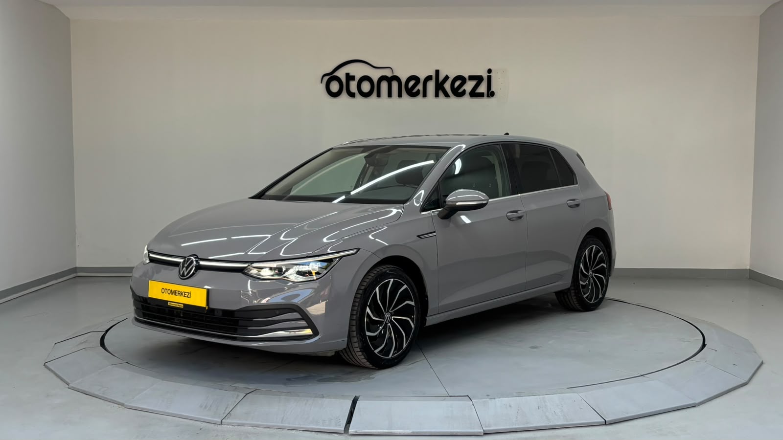 VOLKSWAGEN GOLF 1